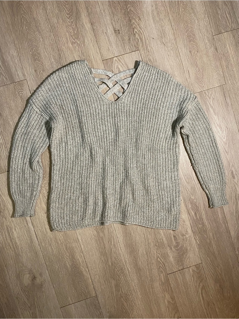 💜 Mossimo Gray Sweater Size Large